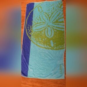 LLBean Sand dollar beach towel